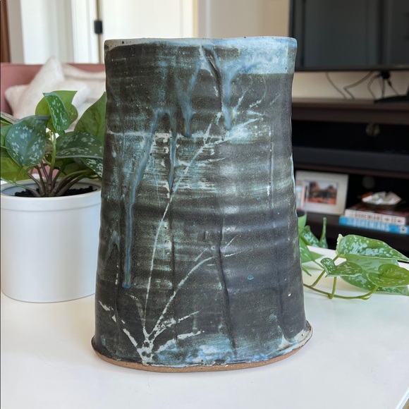 Vintage Handmade Freeform Pottery Vase - Picture 8 of 17